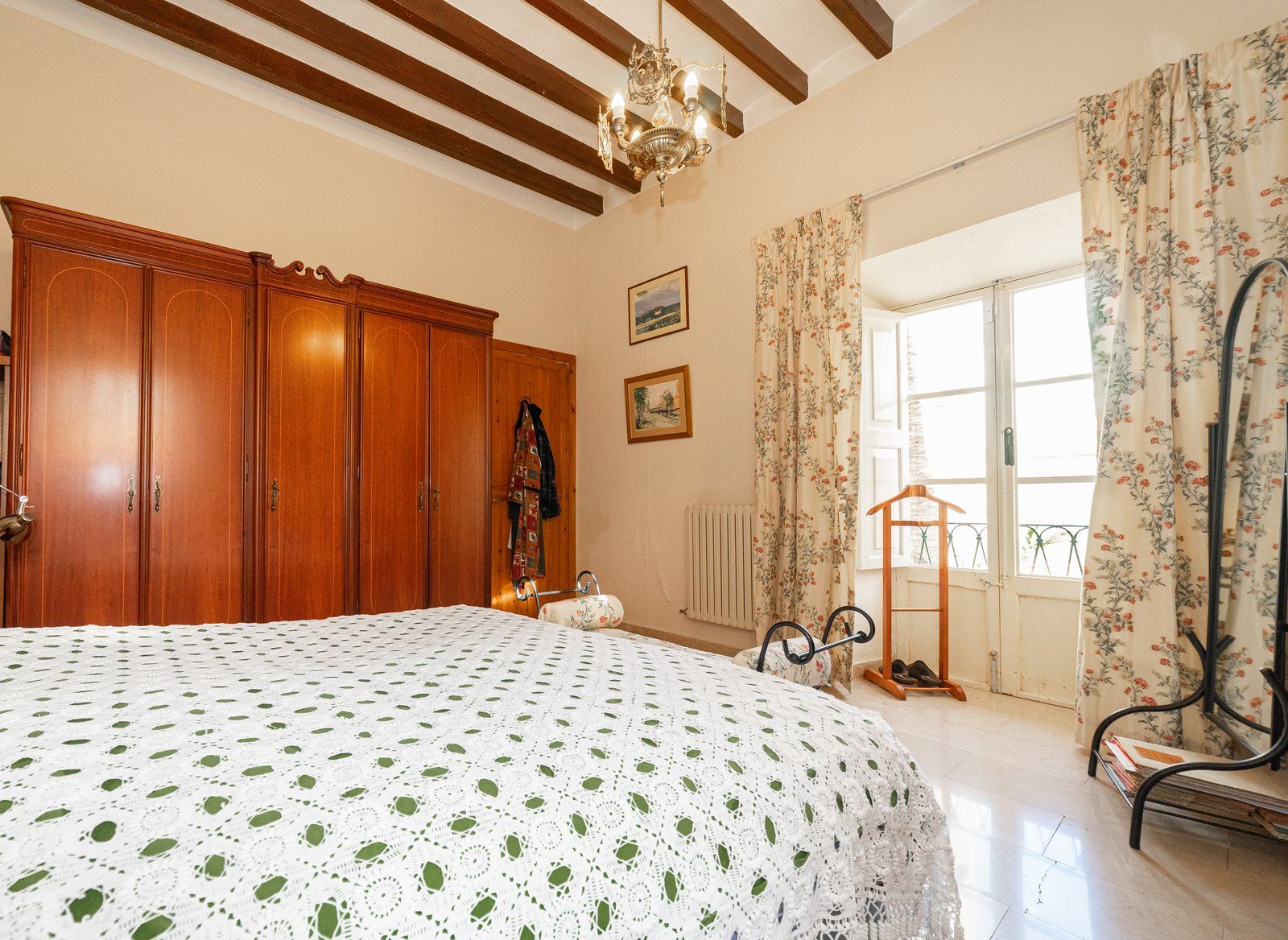 16-1240-Villasyfincasmallorca.jpg Casa familiar con piscina y vistas al Bosque de Bellver, Son Rapinya