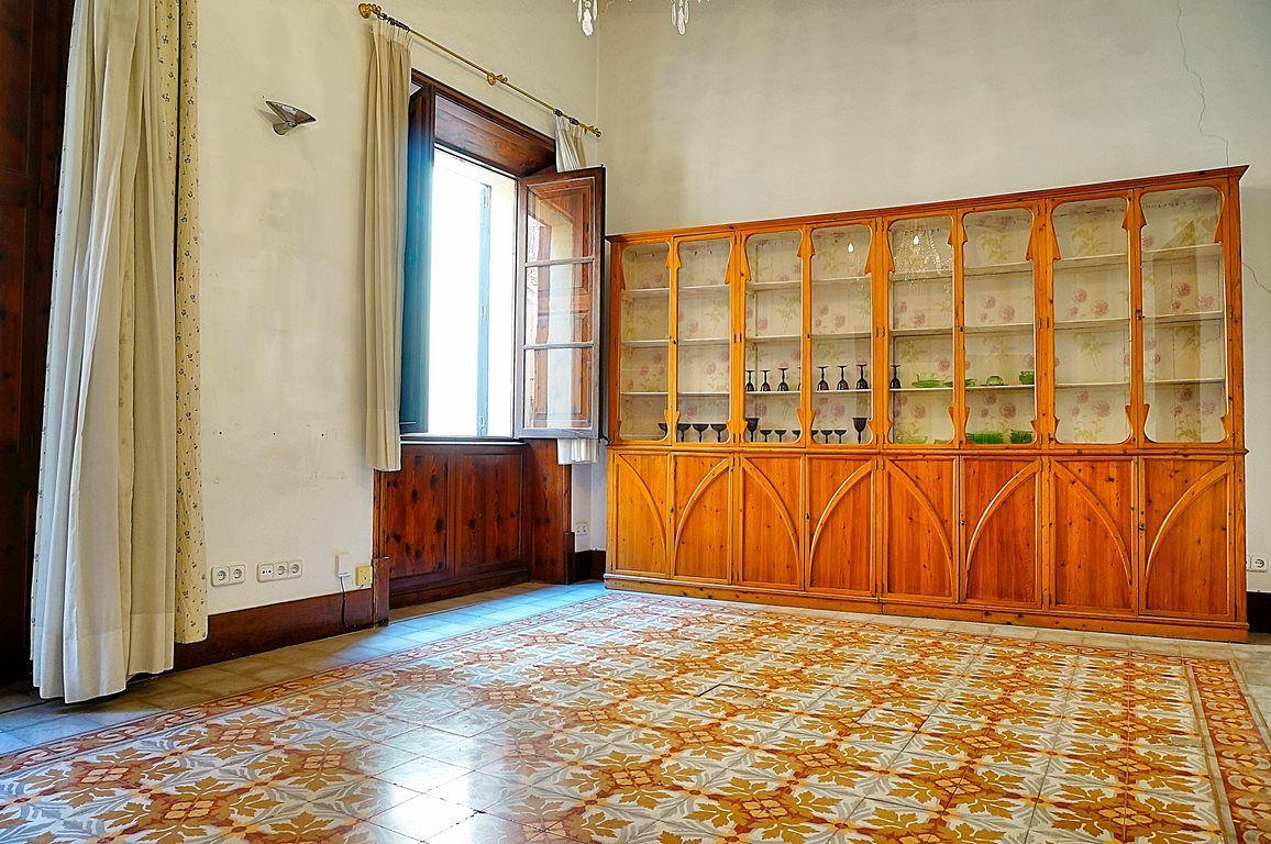 Piso señorial en planta noble en el centro histórico de Palma