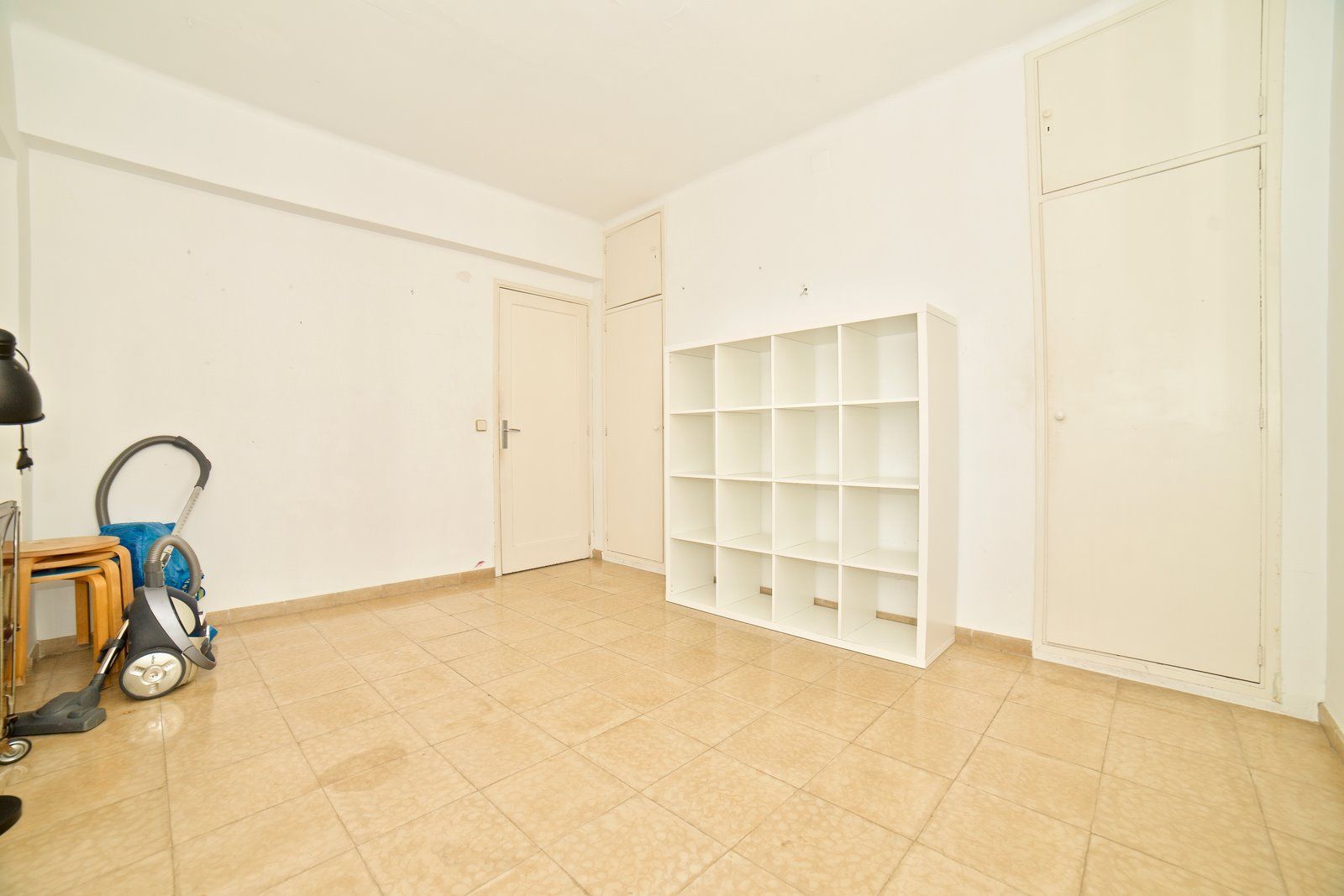 2-Villasyfincasmallorca-6.jpg Piso con balcón junto a Jaime III en Palma de Mallorca
