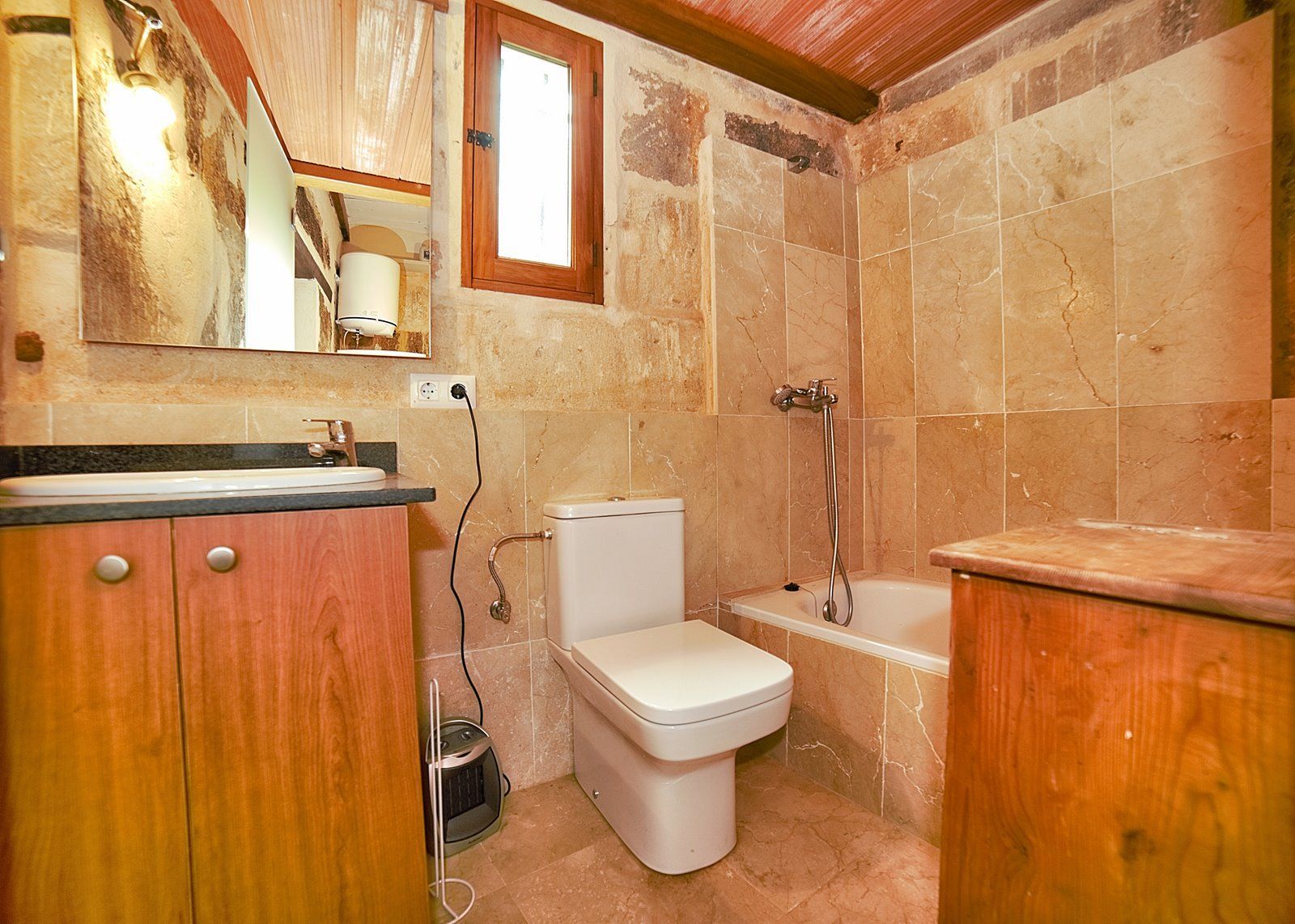 20-Villasyfincasmallorca-3.jpg Rustic Finca Near Campos, South Mallorca | 21,900 m² Land