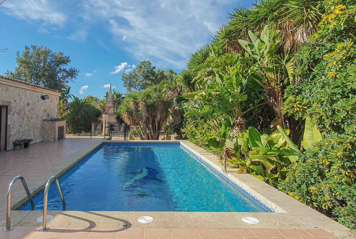 Casa de campo con piscina y casa de invitados en Campos