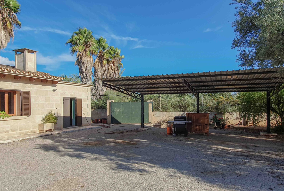Casa de campo con piscina y casa de invitados en Campos
