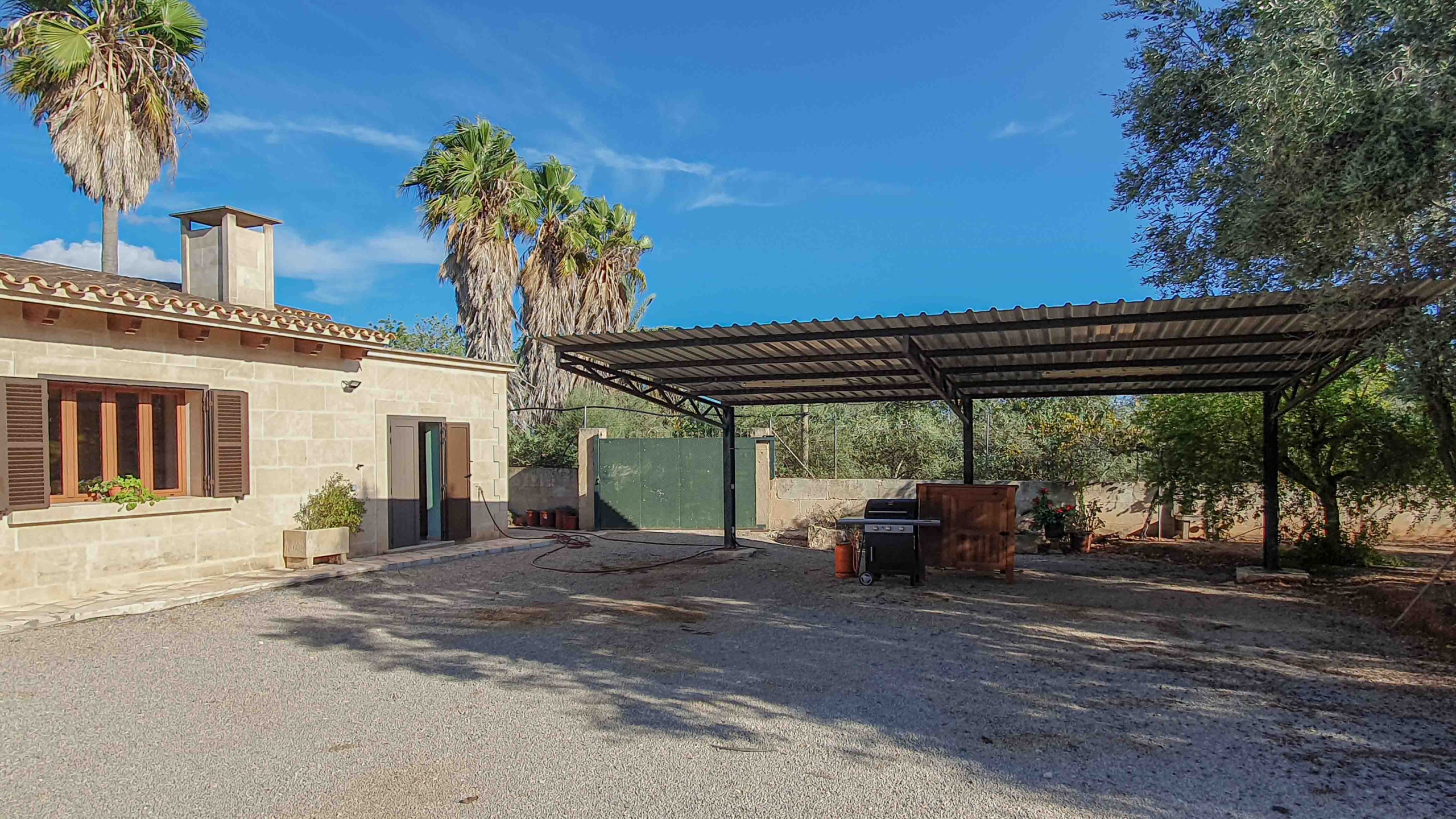 Casa de campo con piscina y casa de invitados en Campos