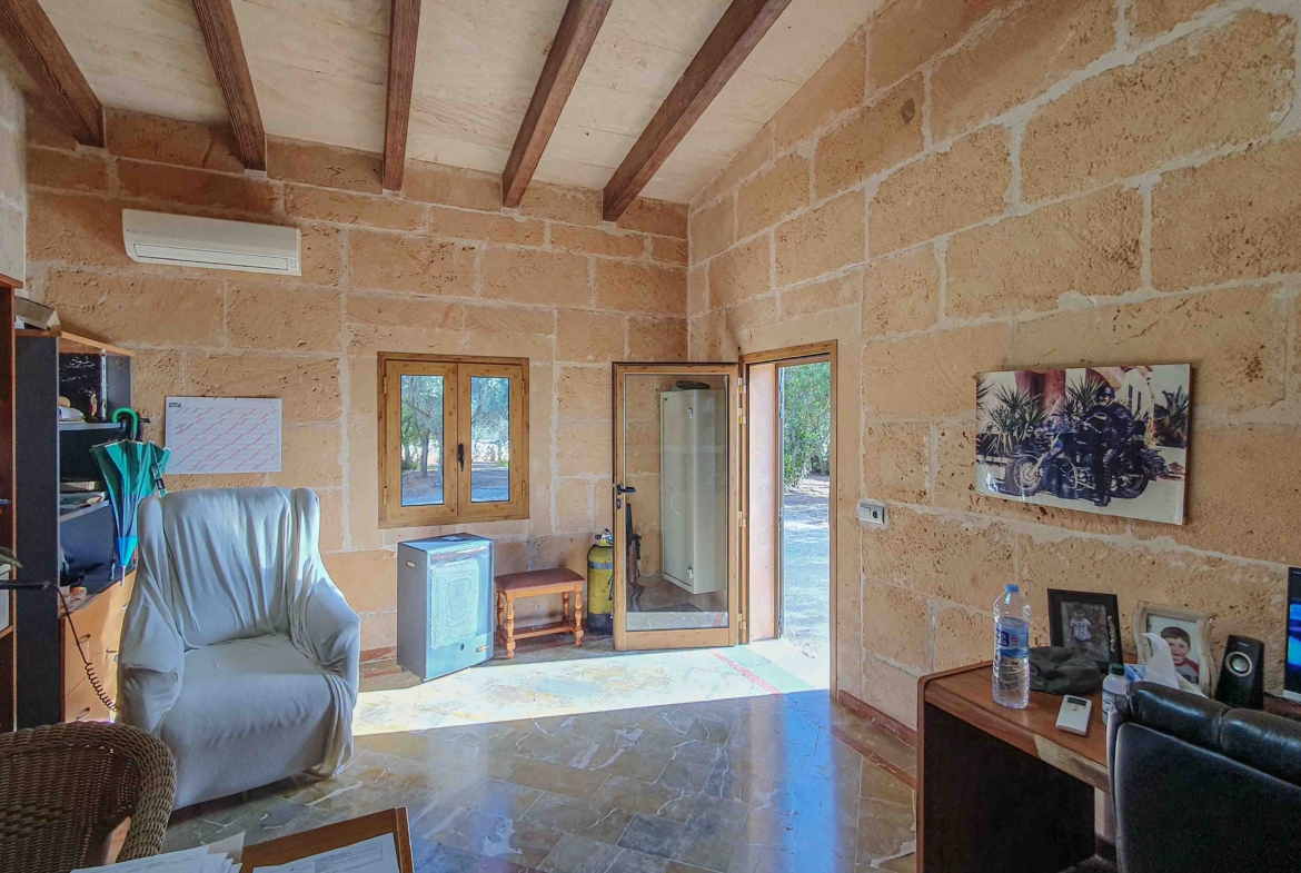 Casa de campo con piscina y casa de invitados en Campos