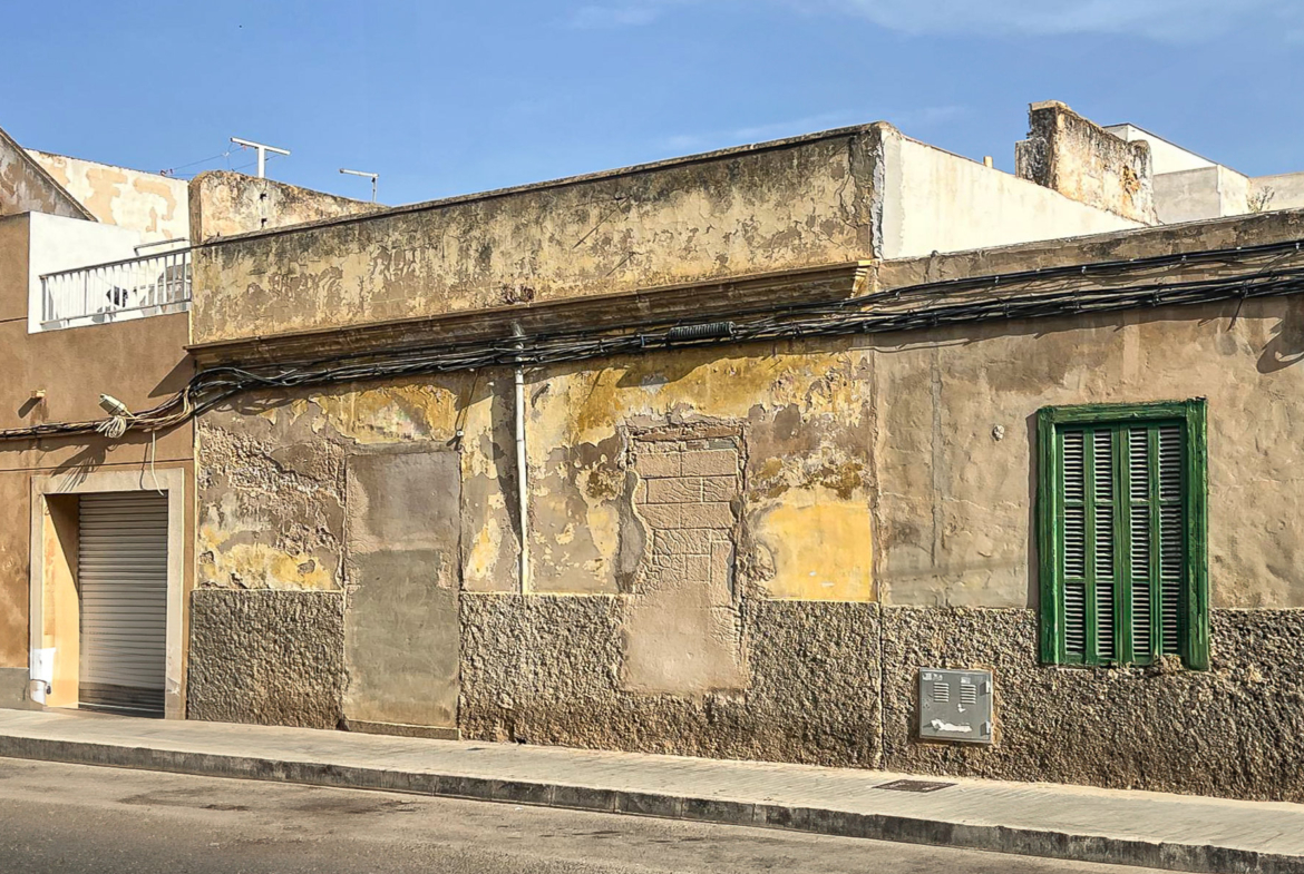 Casa a reformar o solar urbano en venta en Palma de Mallorca