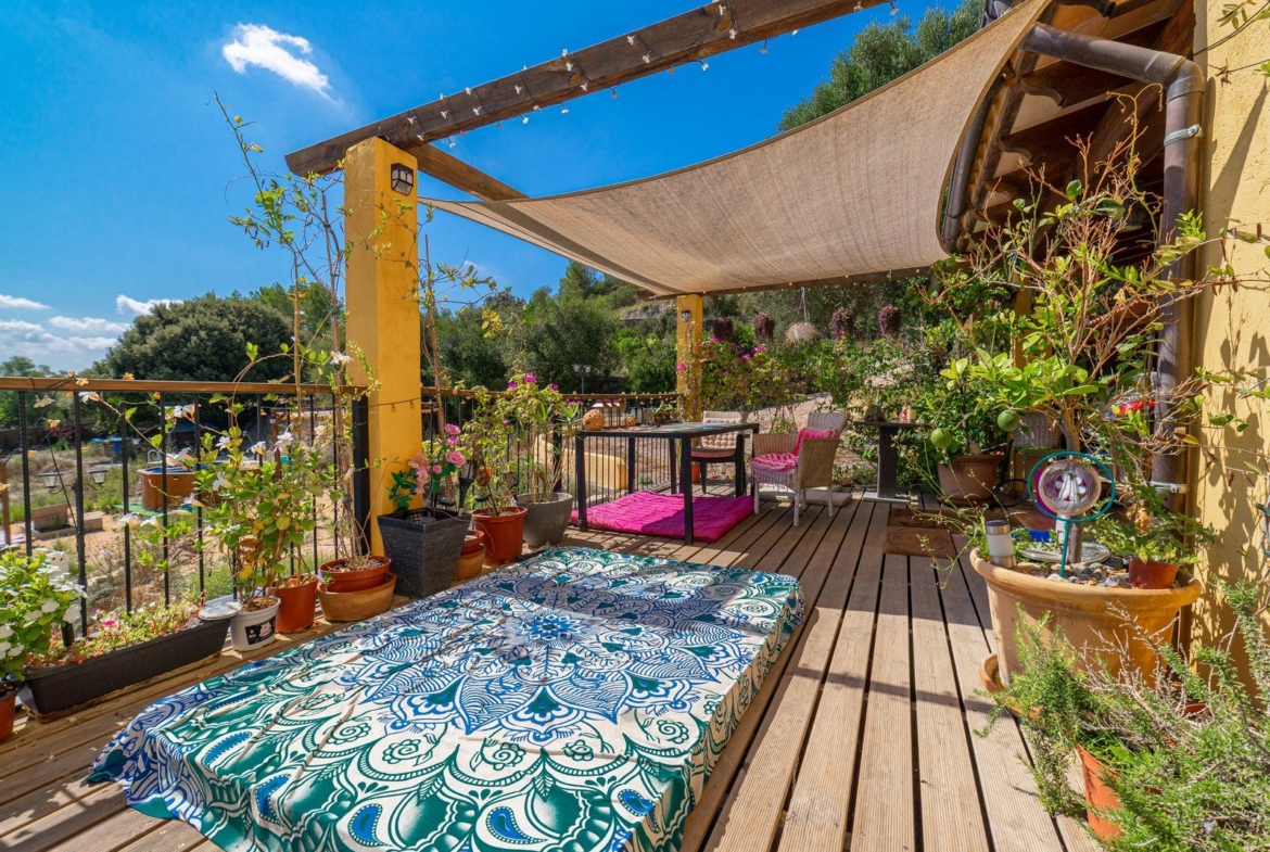 Casa de campo con piscina y vistas en Sineu, Mallorca