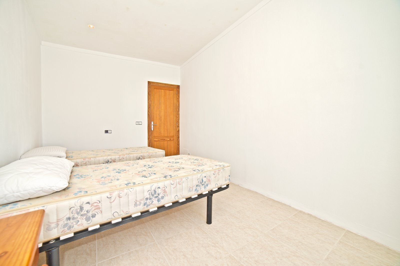 22-Villasyfincasmallorca-1.jpg Casa de pueblo renovada en venta en Santanyí con local