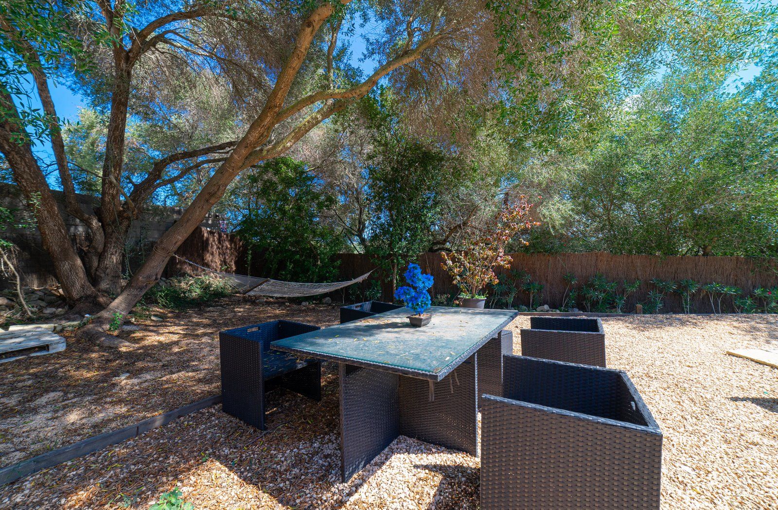 23-1222-Villasyfincasmallorca.jpg Casa de campo con piscina y vistas en Sineu, Mallorca