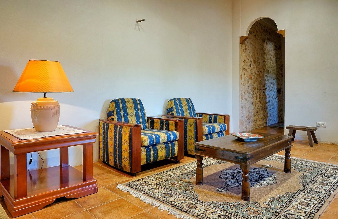 Country House for Rent Between Porreres and Felanitx