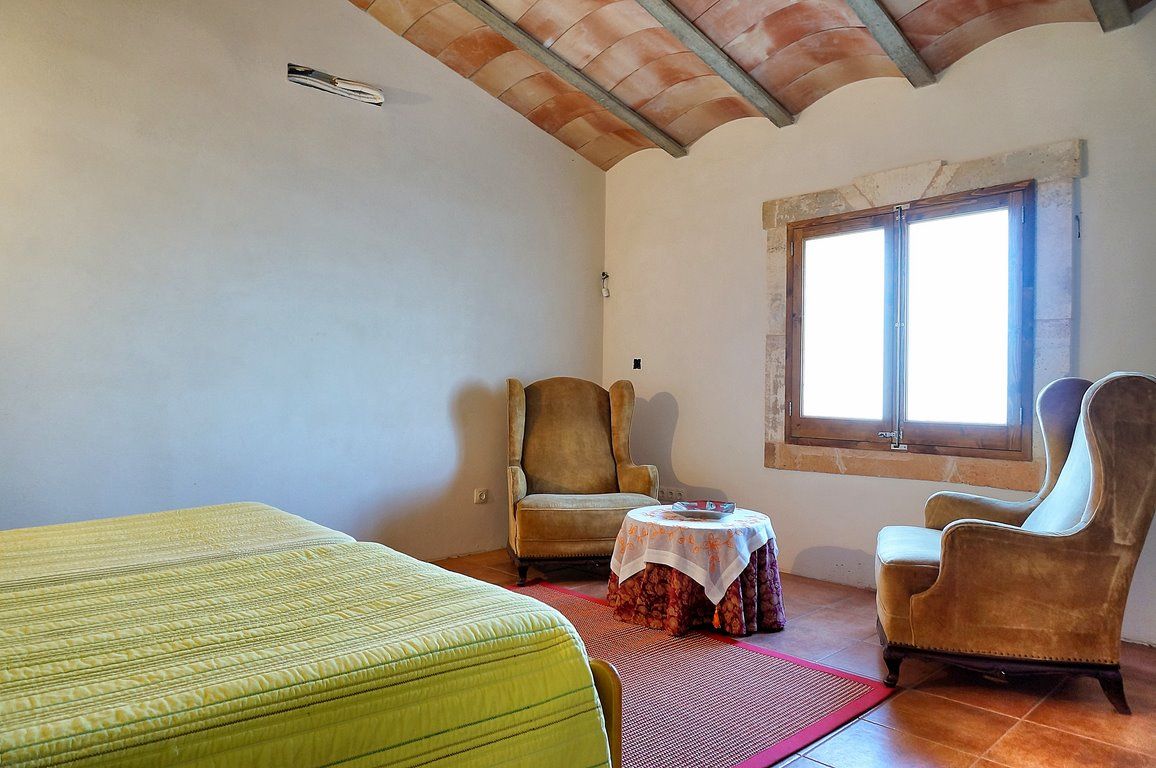 Country House for Rent Between Porreres and Felanitx