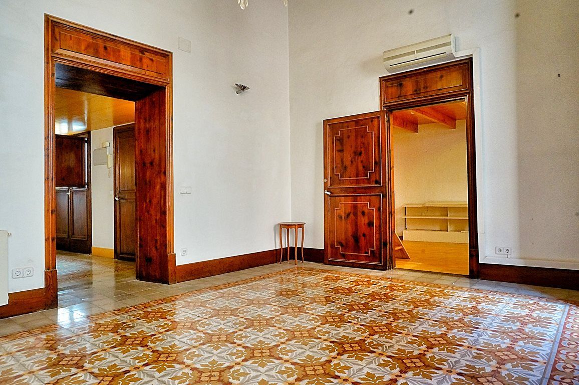 Piso señorial en planta noble en el centro histórico de Palma
