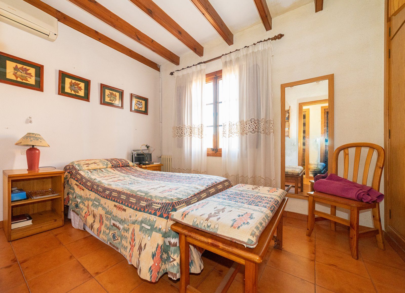 29-1240-Villasyfincasmallorca.jpg Casa familiar con piscina y vistas al Bosque de Bellver, Son Rapinya