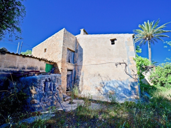 Casa de campo a renovar cerca de C'as Concos, Felanitx