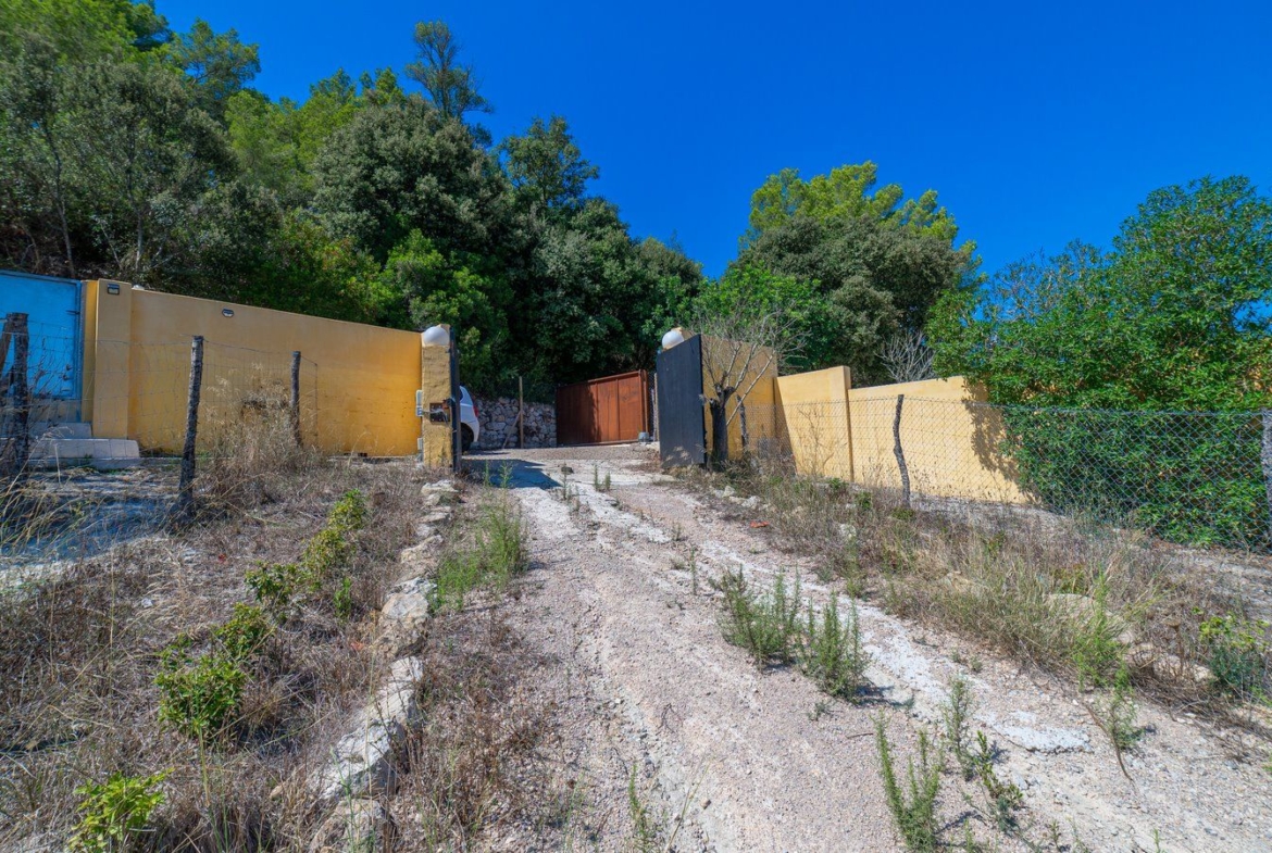 Casa de campo con piscina y vistas en Sineu, Mallorca