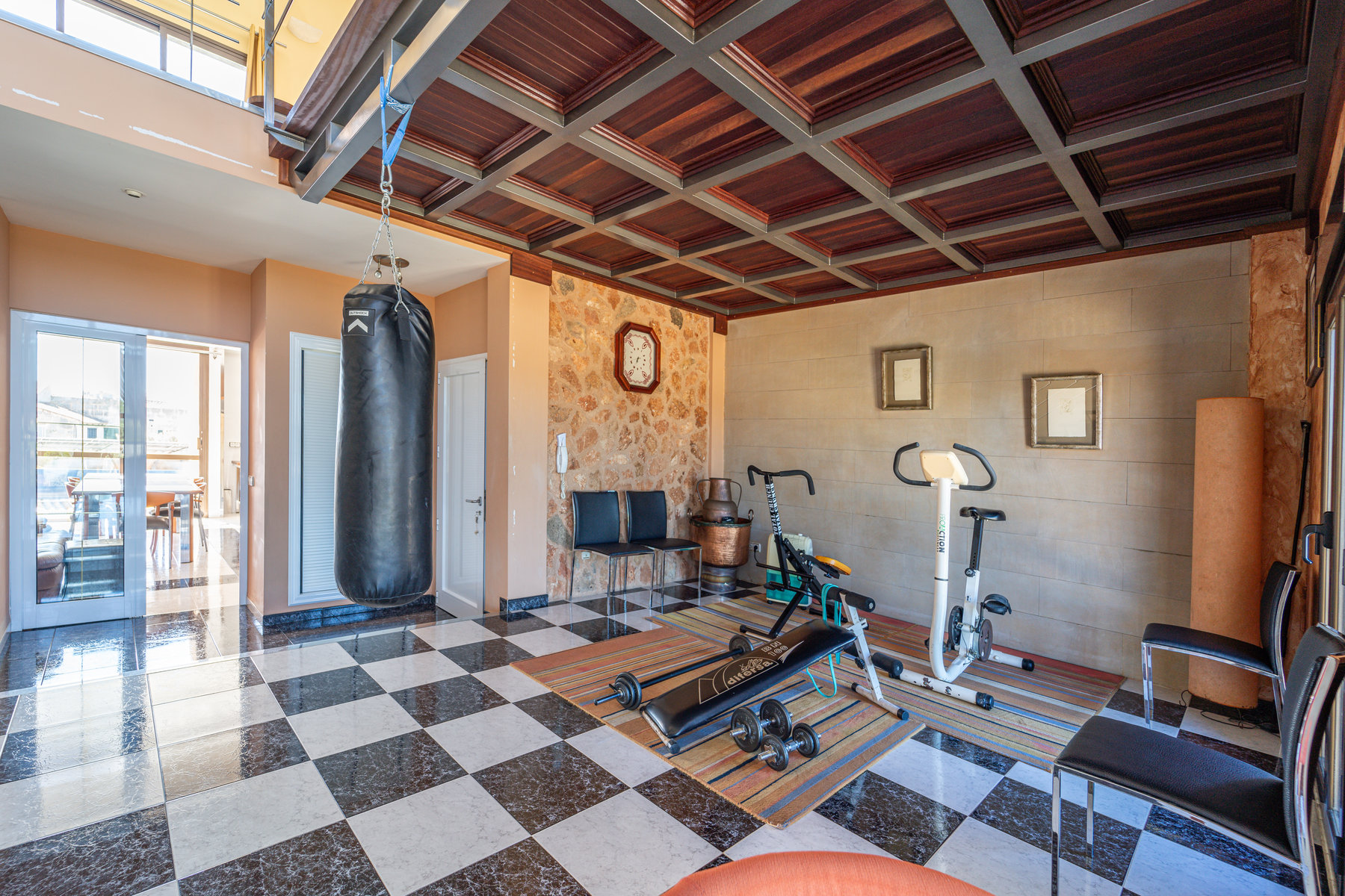 339-Townhouse-for-sale-in-Ses-Salines-with-sea-views-04.jpg Casa de pueblo en Ses Salines con vistas al mar y garaje