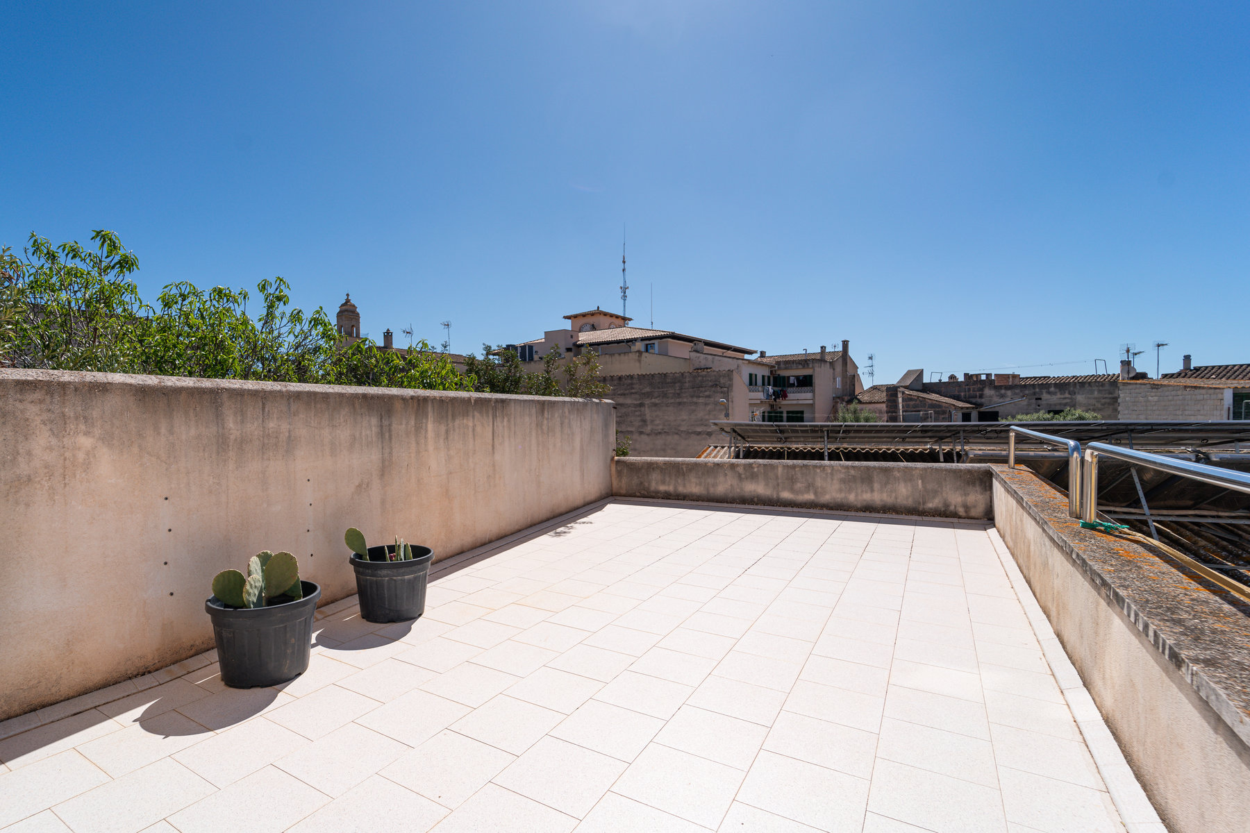 339-Townhouse-for-sale-in-Ses-Salines-with-sea-views-11.jpg Casa de pueblo en Ses Salines con vistas al mar y garaje