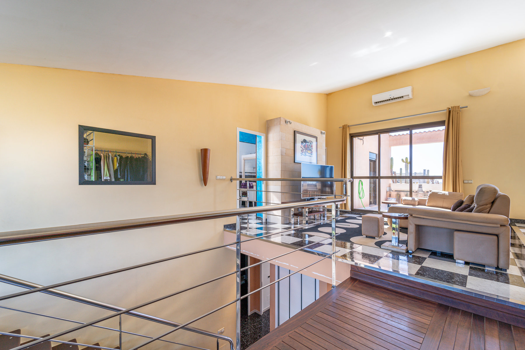 339-Townhouse-for-sale-in-Ses-Salines-with-sea-views-21.jpg Casa de pueblo en Ses Salines con vistas al mar y garaje