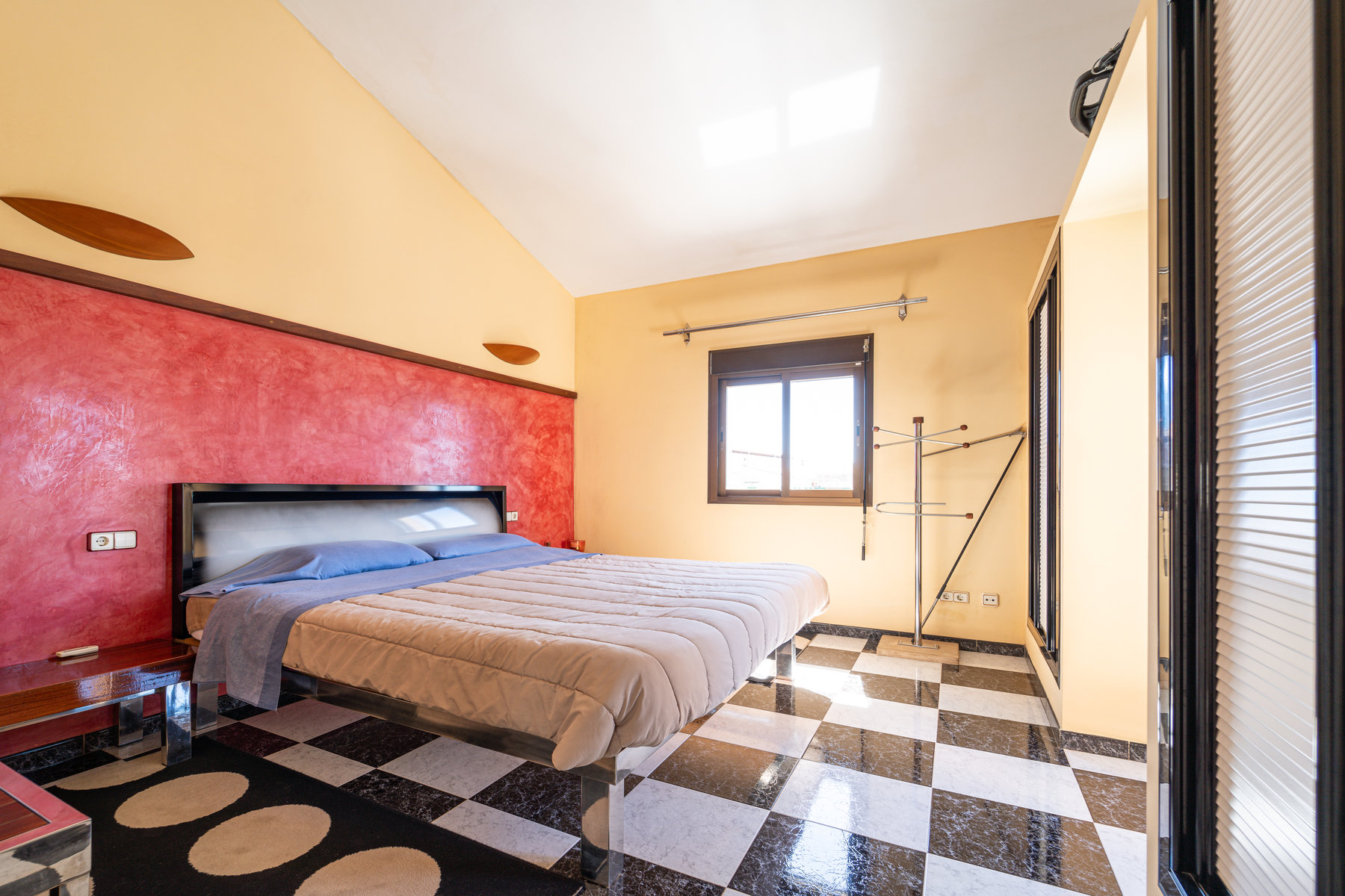 339-Townhouse-for-sale-in-Ses-Salines-with-sea-views-29.jpg Casa de pueblo en Ses Salines con vistas al mar y garaje