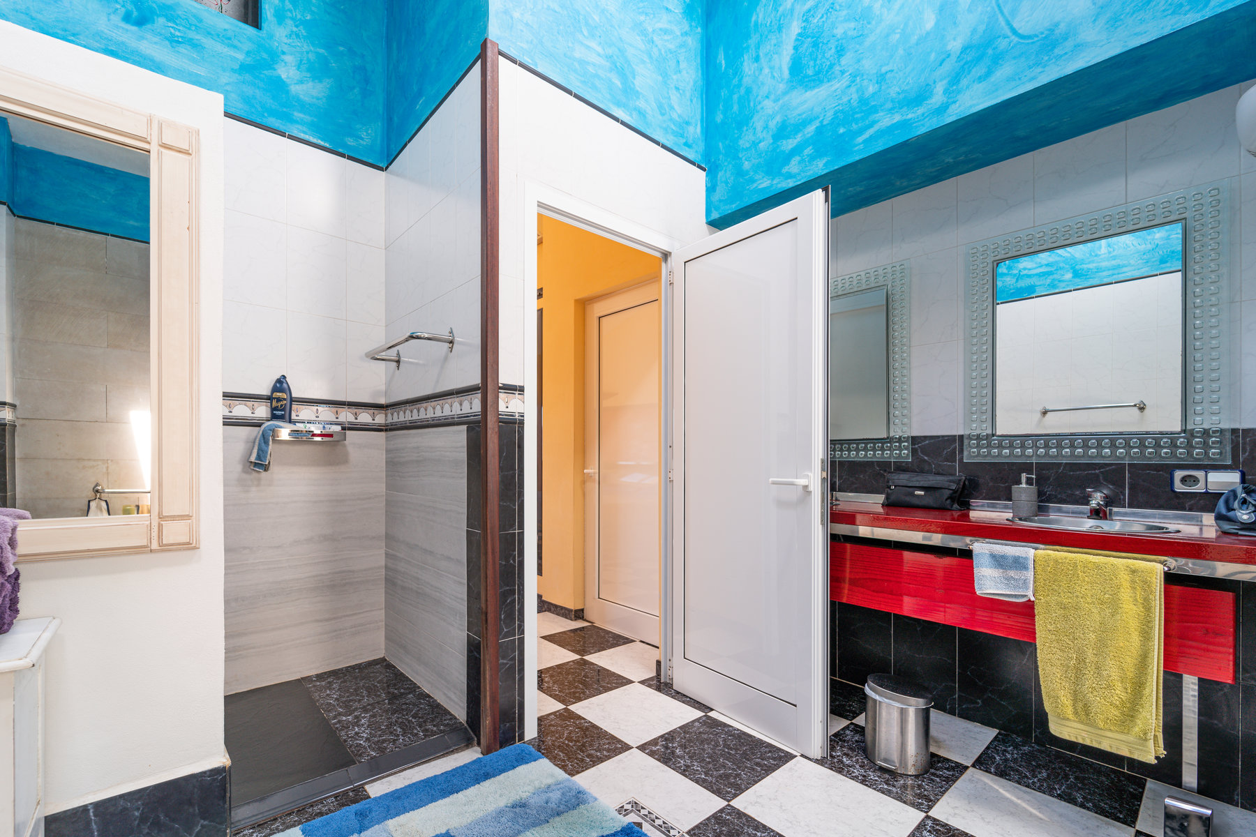339-Townhouse-for-sale-in-Ses-Salines-with-sea-views-34.jpg Casa de pueblo en Ses Salines con vistas al mar y garaje