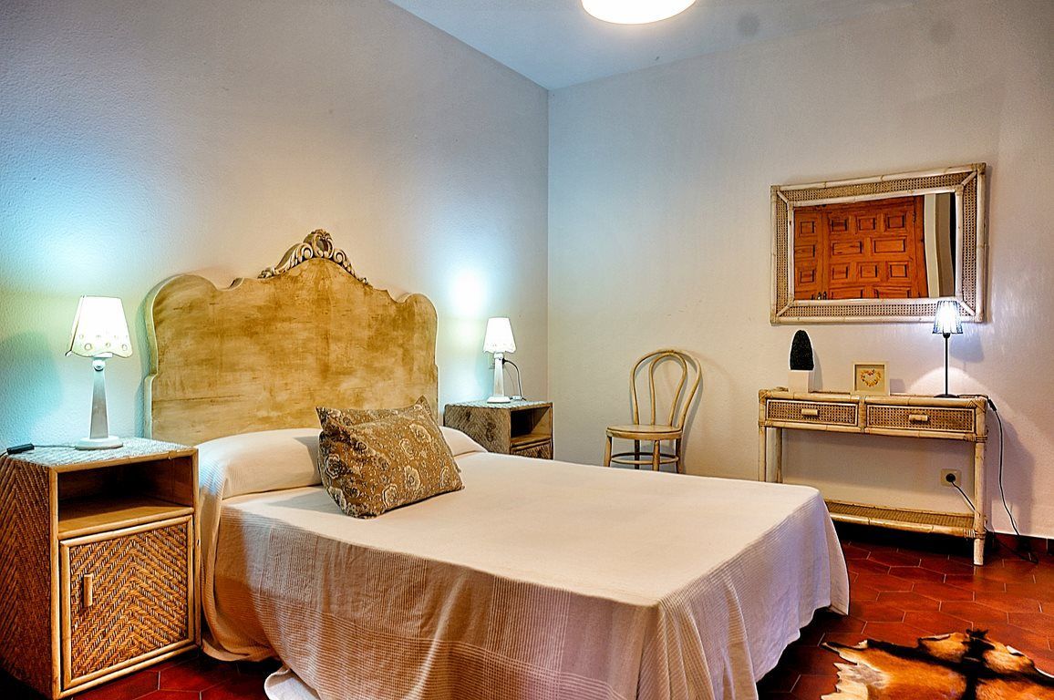 Villa con vistas y piscina en la Sierra de Tramuntana – Esporles