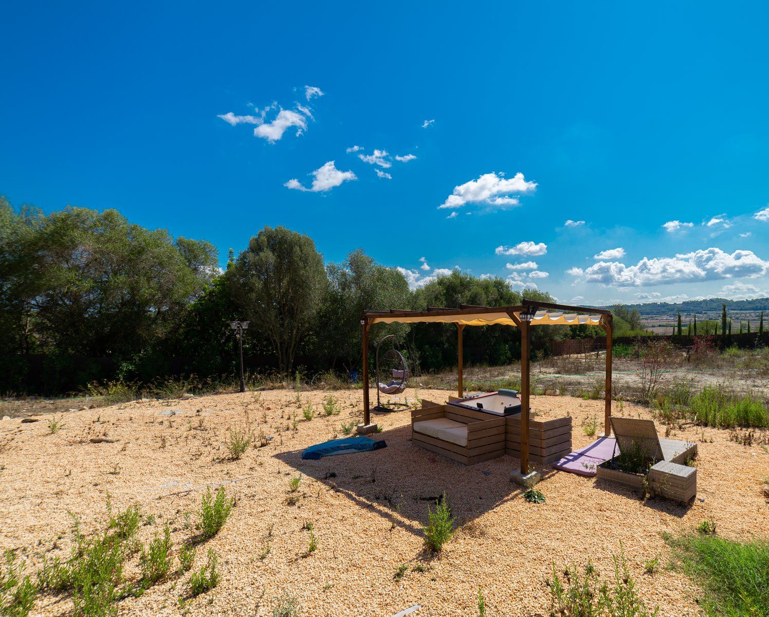 4-1222-Villasyfincasmallorca.jpg Casa de campo con piscina y vistas en Sineu, Mallorca