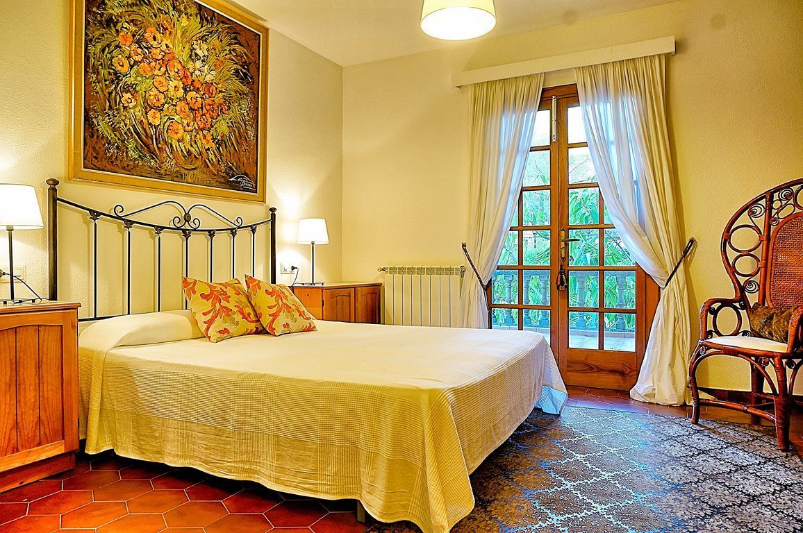Villa con vistas y piscina en la Sierra de Tramuntana – Esporles