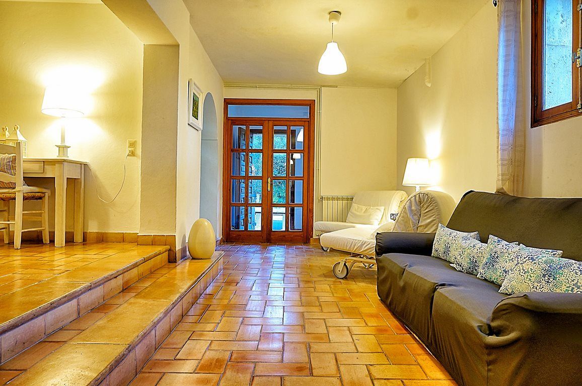 Villa con vistas y piscina en la Sierra de Tramuntana – Esporles