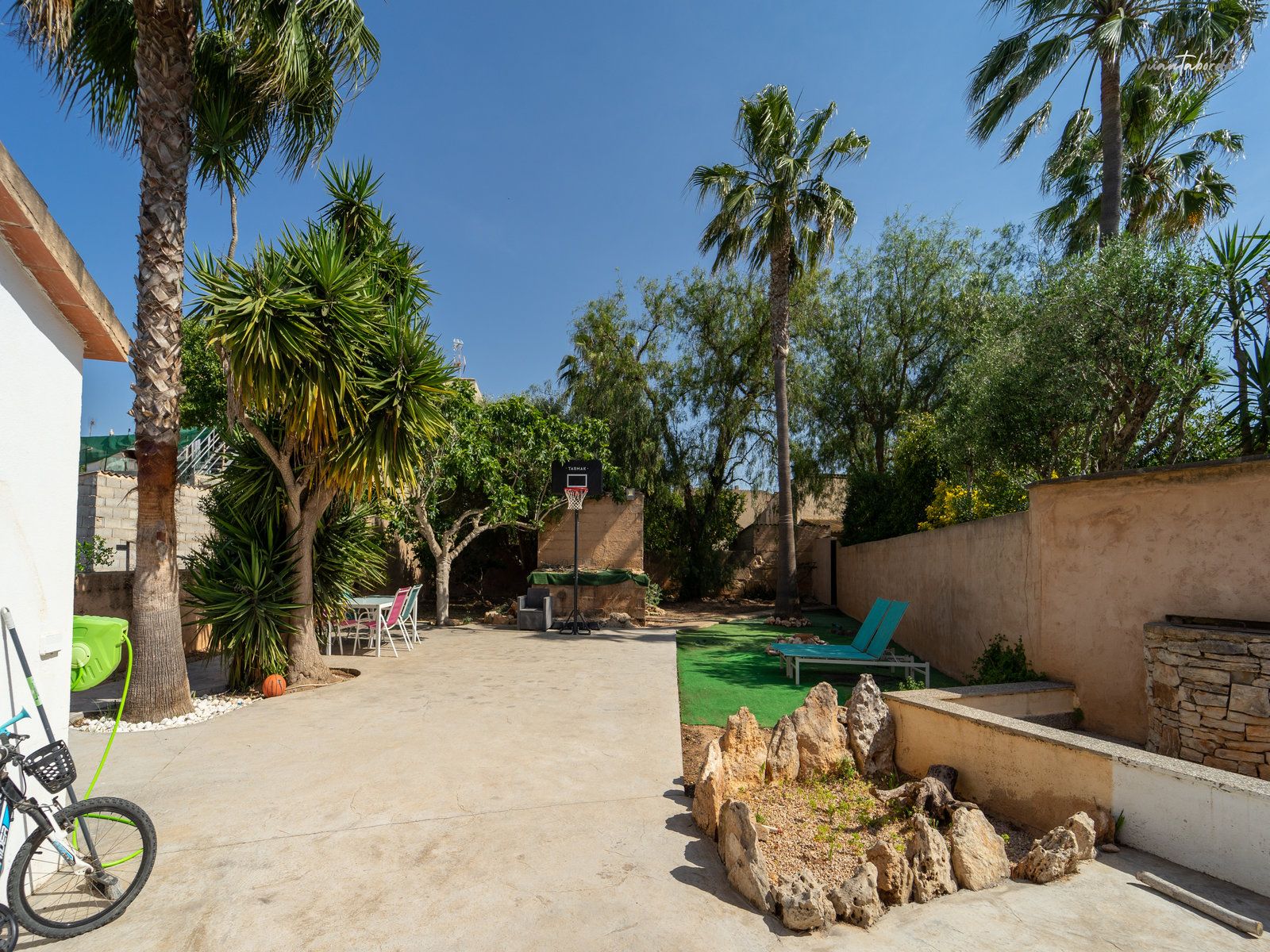 593-Casa-de-pueblo-en-venta-en-Ses-Salines-21.jpg Casa de pueblo en Ses Salines con gran terraza y jardín
