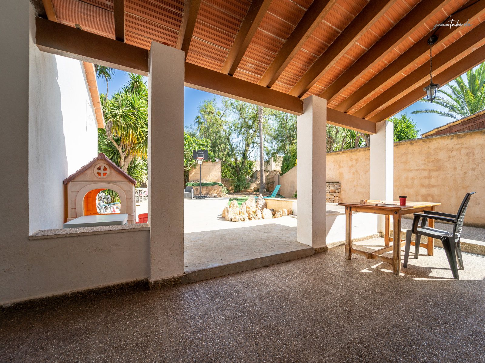 593-Casa-de-pueblo-en-venta-en-Ses-Salines-22.jpg Casa de pueblo en Ses Salines con gran terraza y jardín