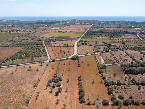 Terreno rústico con proyecto cerca de Cala Llombards, Santanyí