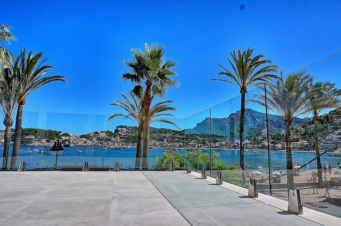 Casa en primera línea de mar en Port de Sóller · 4 suites