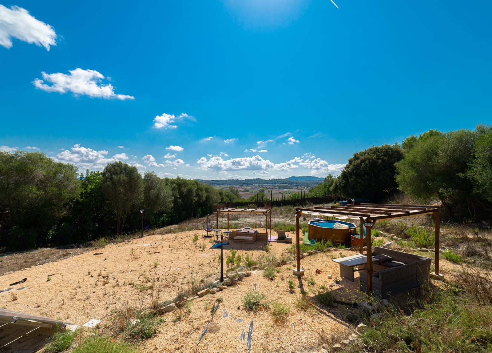 65-1222-Villasyfincasmallorca.jpg Casa de campo con piscina y vistas en Sineu, Mallorca