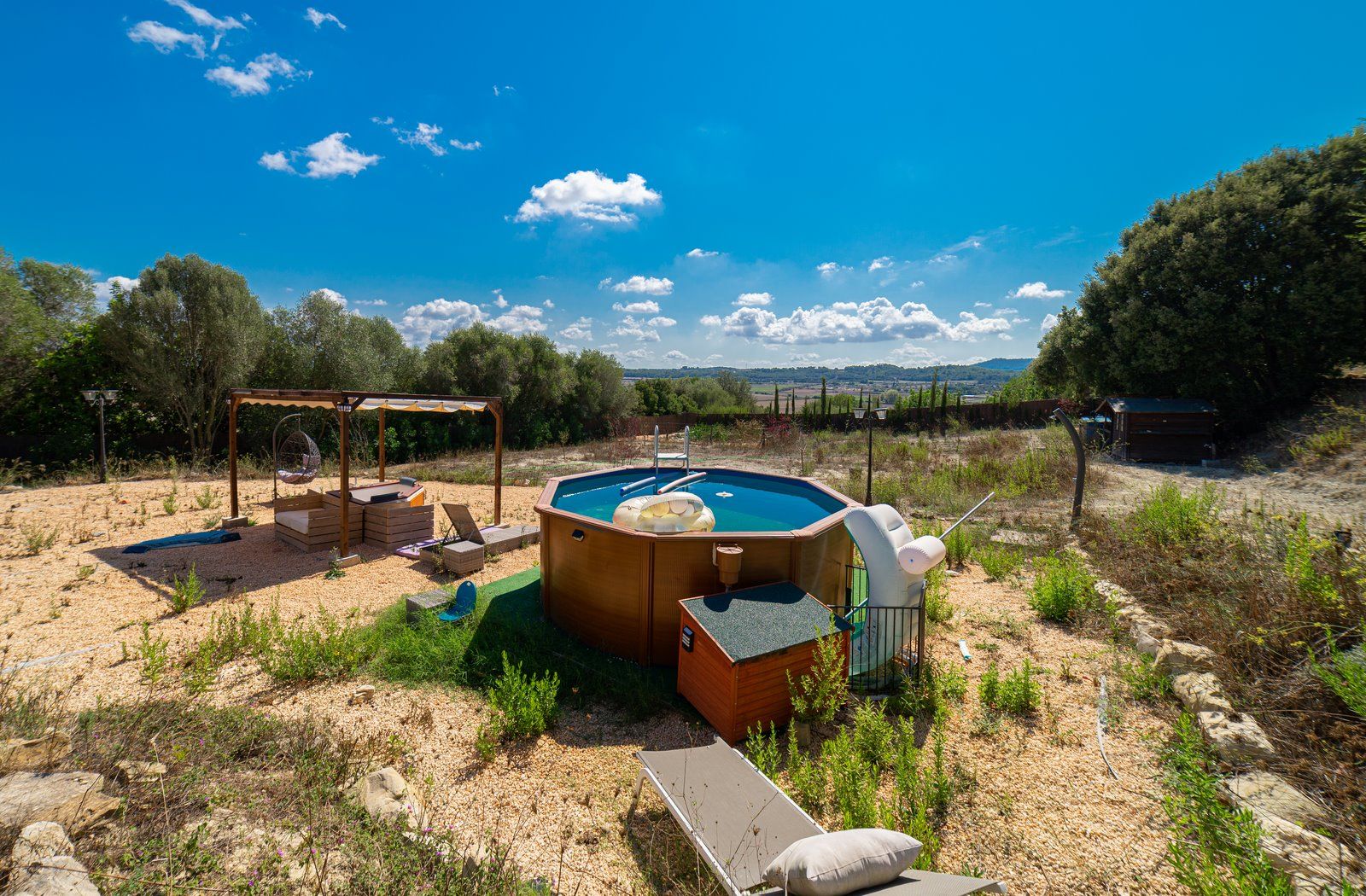 7-1222-Villasyfincasmallorca.jpg Casa de campo con piscina y vistas en Sineu, Mallorca