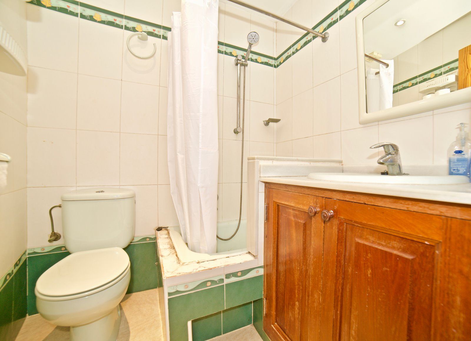 7-Villasyfincasmallorca-1.jpg Casa de pueblo renovada en venta en Santanyí con local