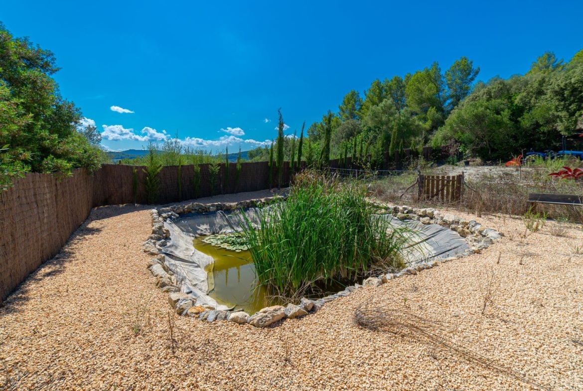 Casa de campo con piscina y vistas en Sineu, Mallorca