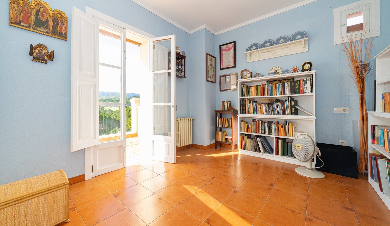 9-1240-Villasyfincasmallorca.jpg Casa familiar con piscina y vistas al Bosque de Bellver, Son Rapinya