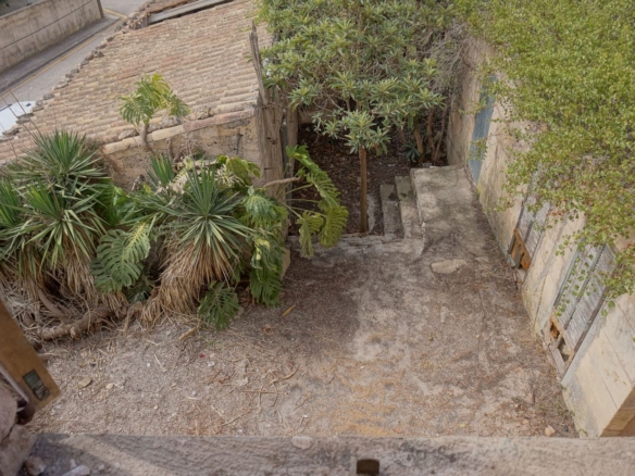 Casa de pueblo con potencial en Son Macià, Manacor