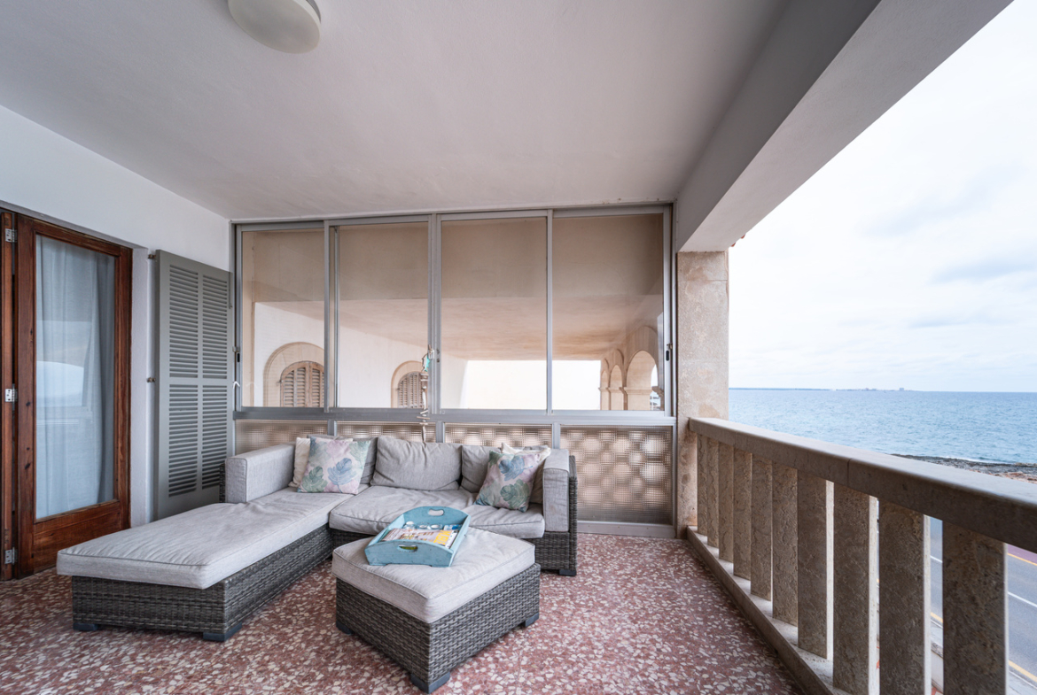 Piso en primera línea de mar en Sa Rápita con terraza y vistas