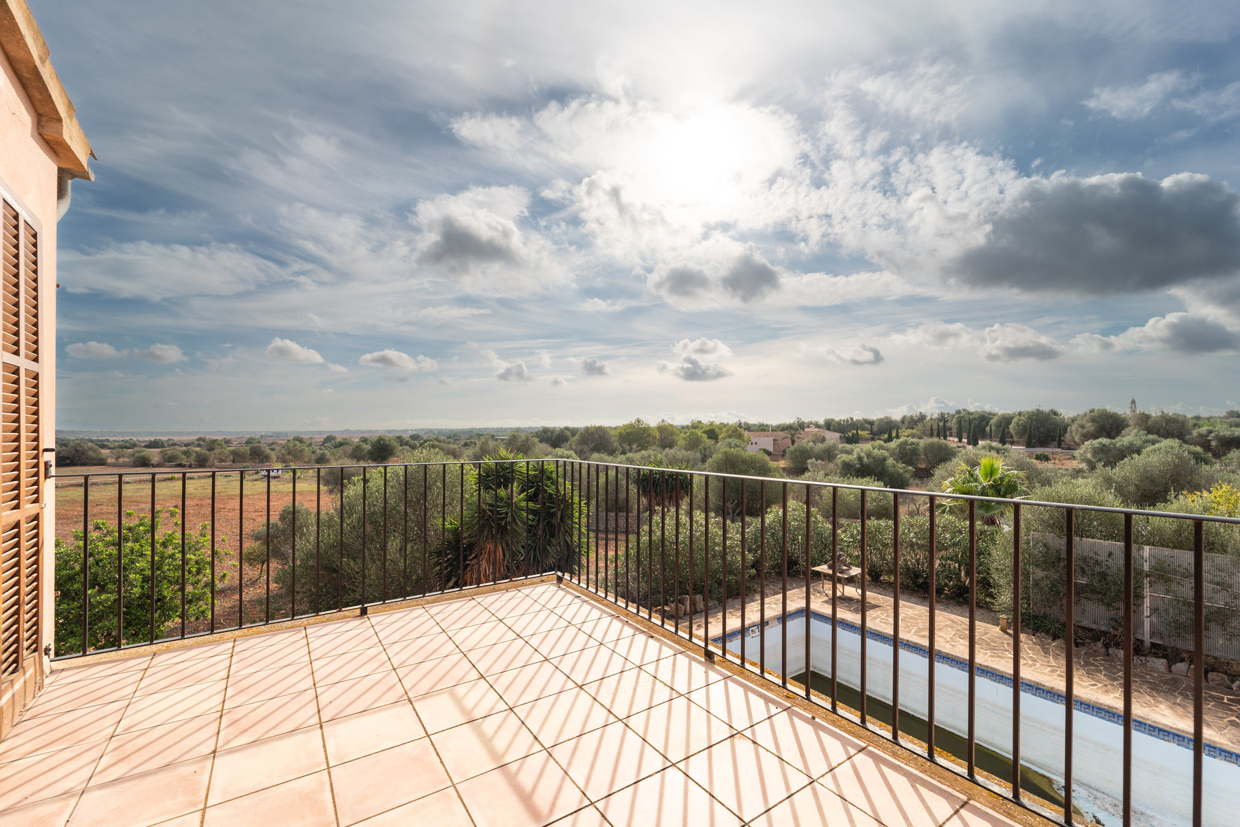 LWP1816.jpg Casa de campo con piscina junto a Ses Salines — 226 m², solar, pozo, garaje +40 m²