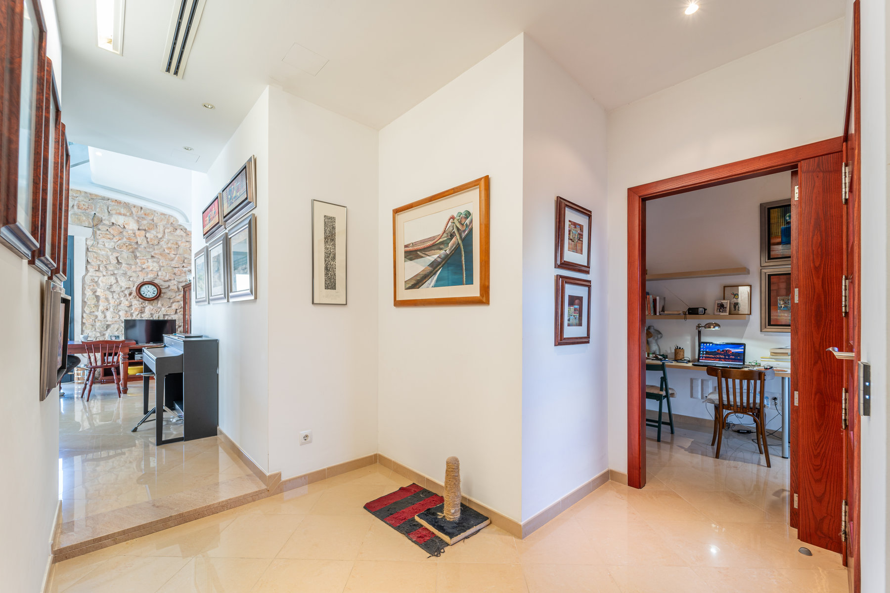 LWP2110.jpg Casa de pueblo única en Porreres — antiguo molino rehabilitado, 369 m², 3 plantas, ascensor