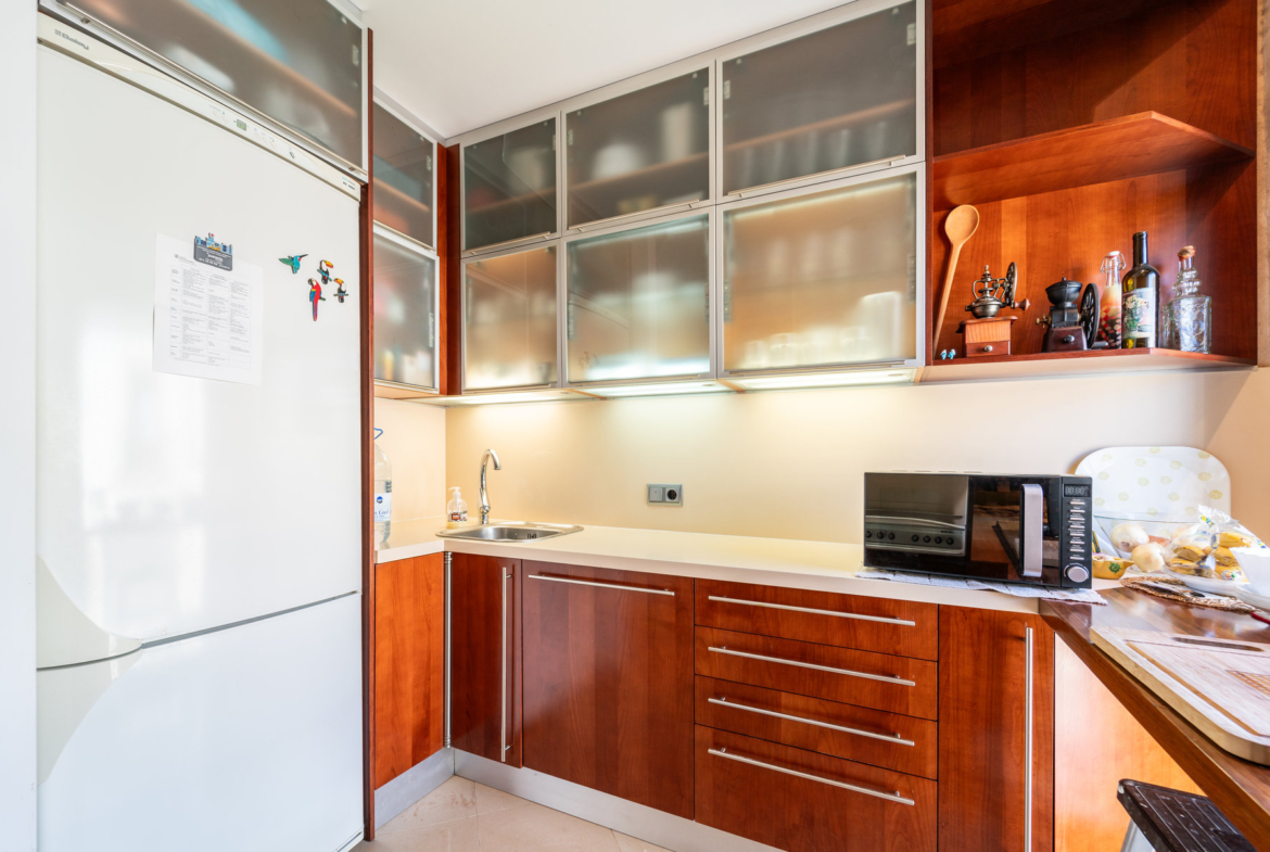 Casa de pueblo única en Porreres — antiguo molino rehabilitado, 369 m², 3 plantas, ascensor