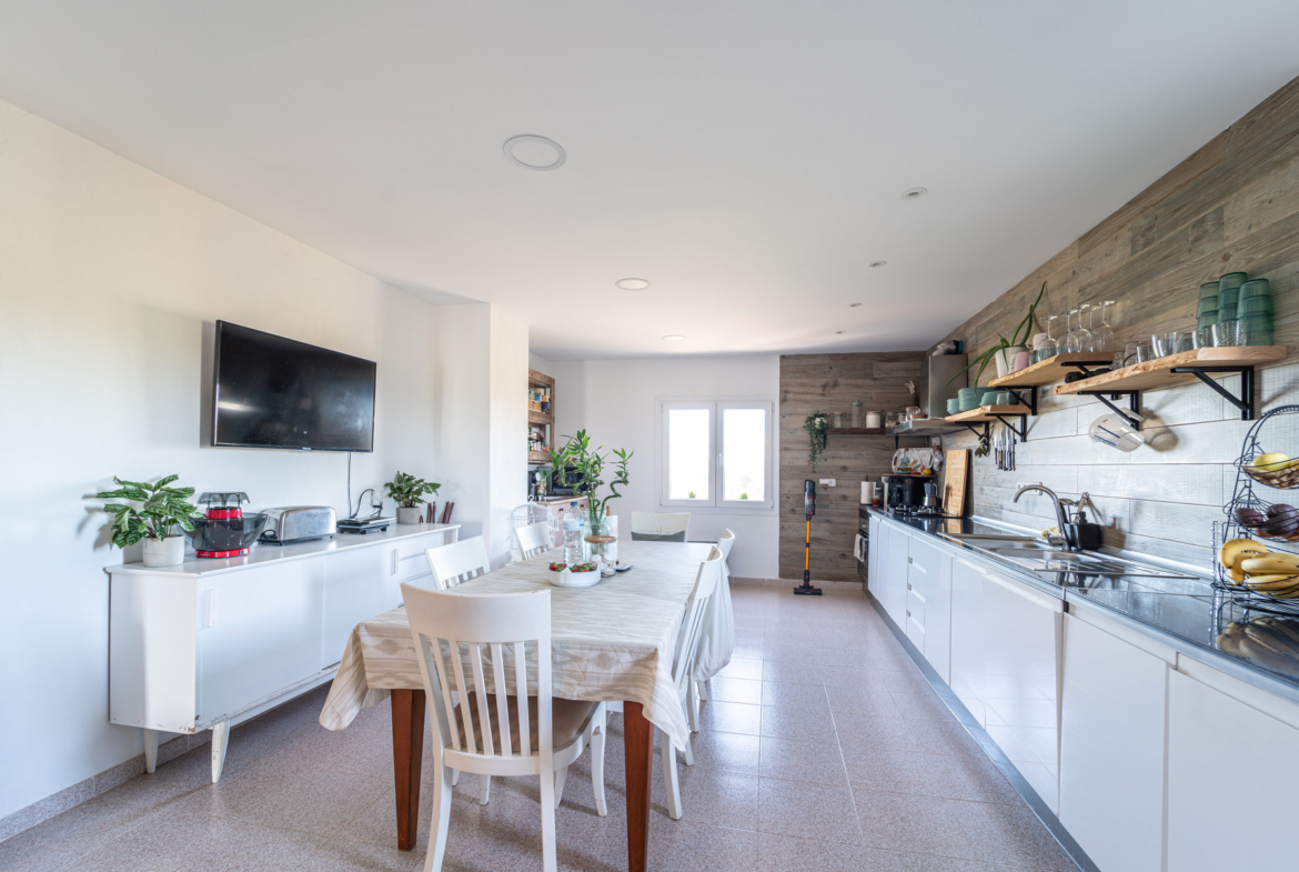 Landhaus nahe Es Trenc — 356 m², 29.000 m², zwei unabhängige Etagen