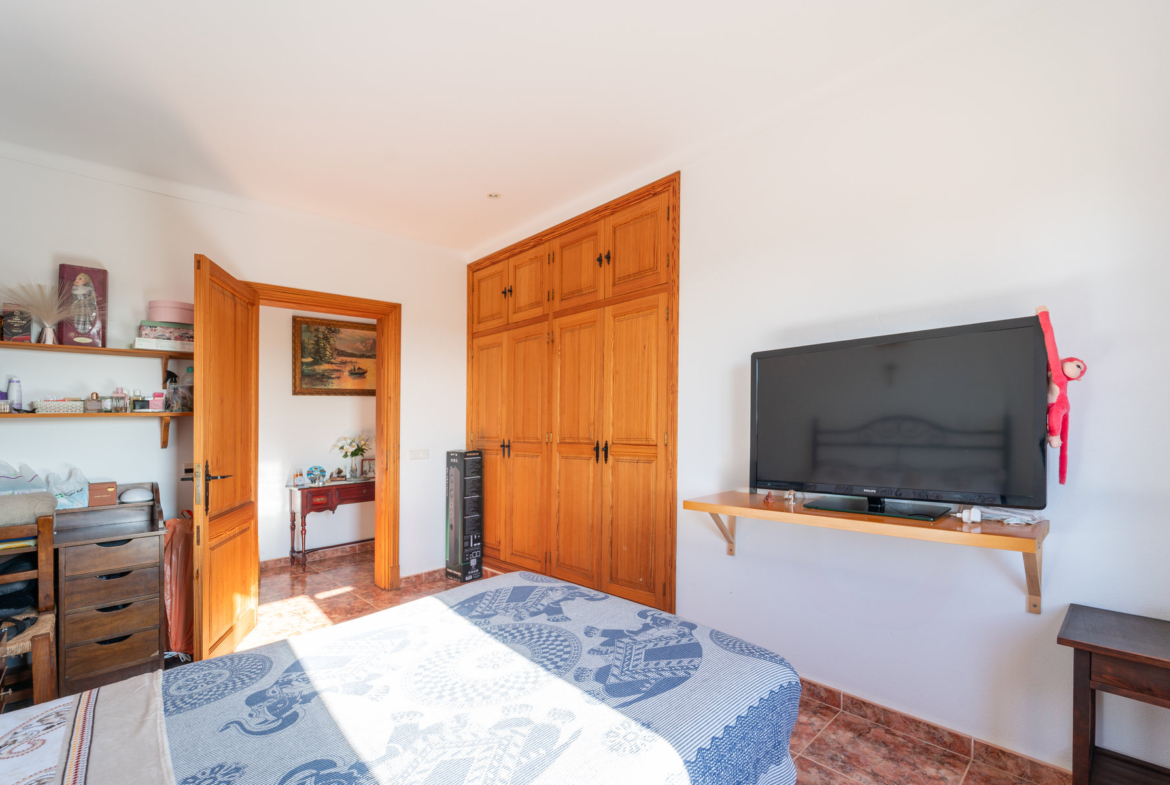 Landhaus nahe Es Trenc — 356 m², 29.000 m², zwei unabhängige Etagen