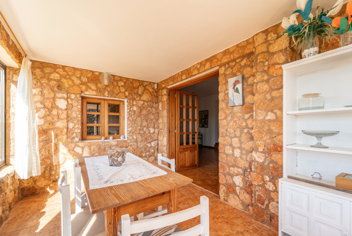 Chalet en Colonia de Sant Jordi — 131 m², 14.500 m², cerca de Es Trenc y Ses Salines