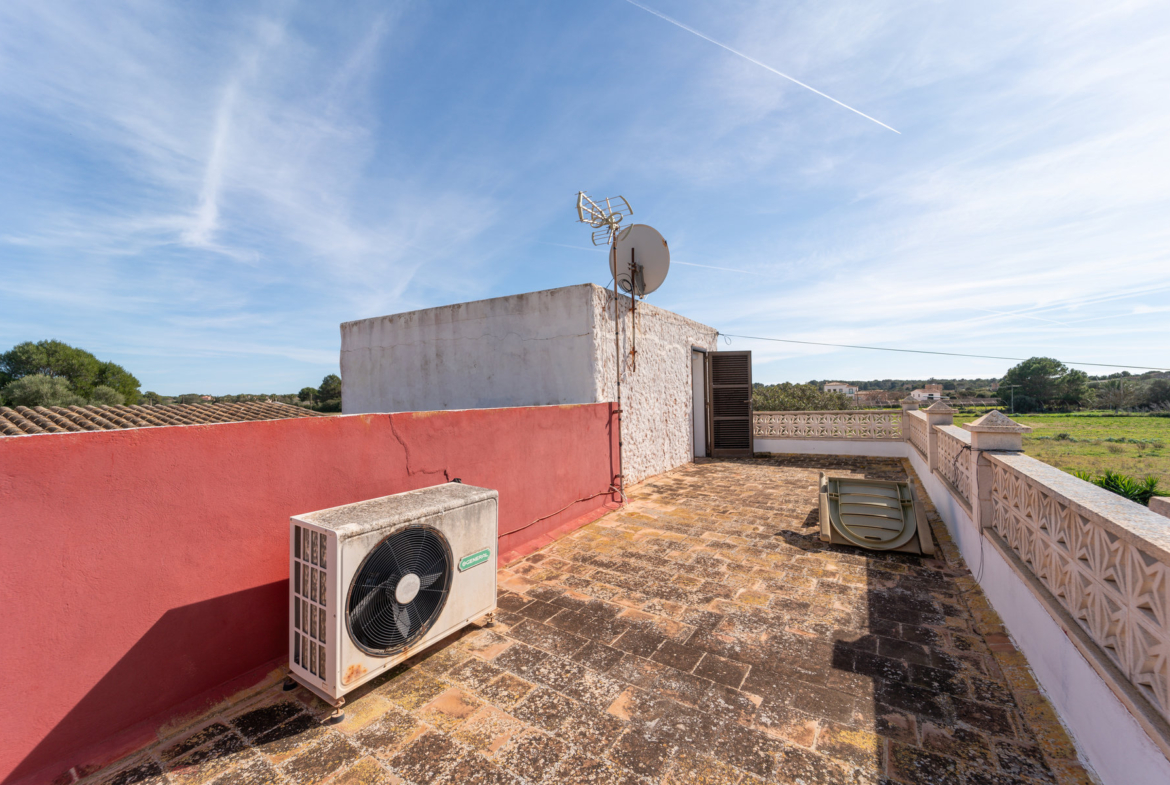 Chalet en Colonia de Sant Jordi — 131 m², 14.500 m², cerca de Es Trenc y Ses Salines