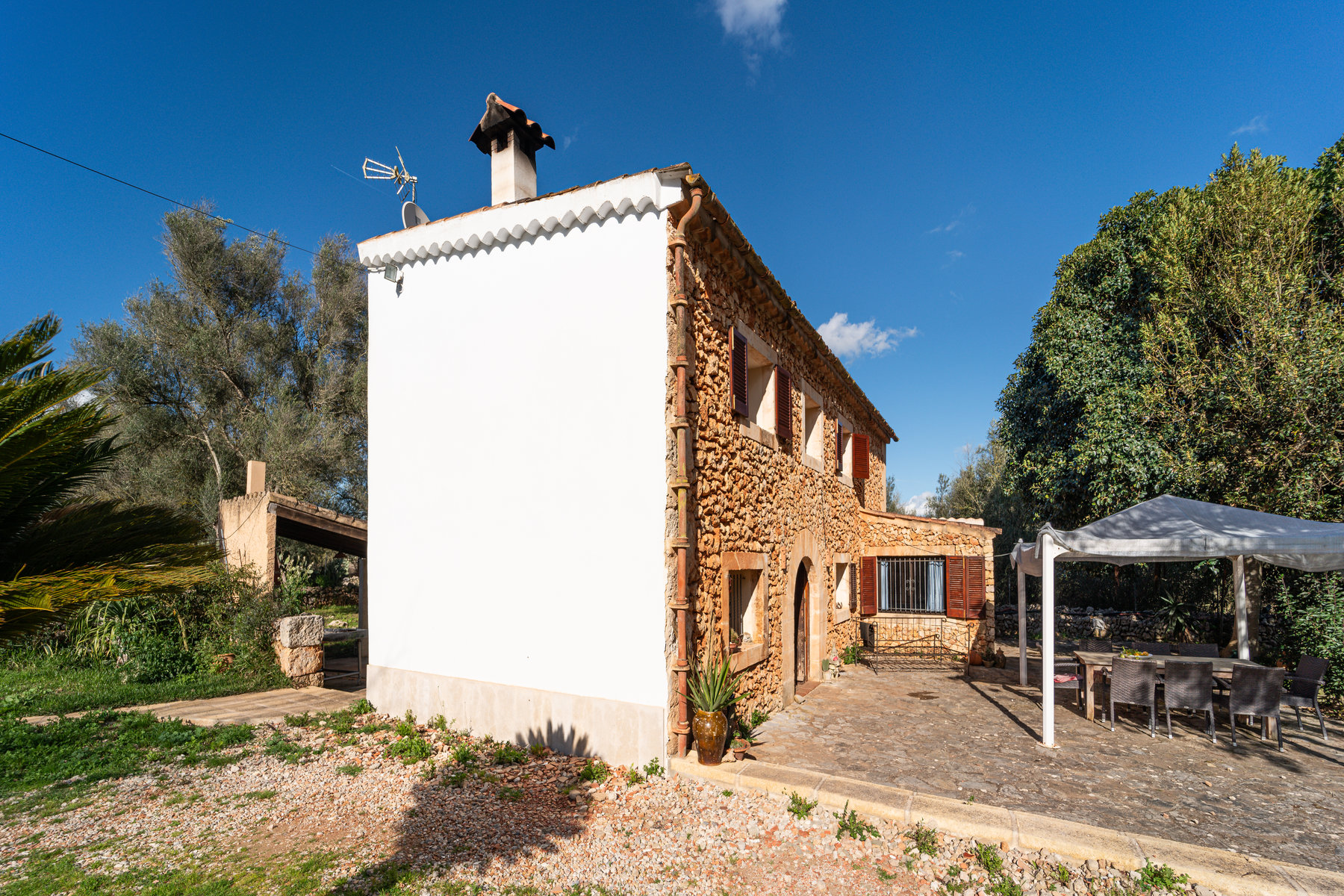 Country House in Sineu with Pool & 5,400 m² Plot