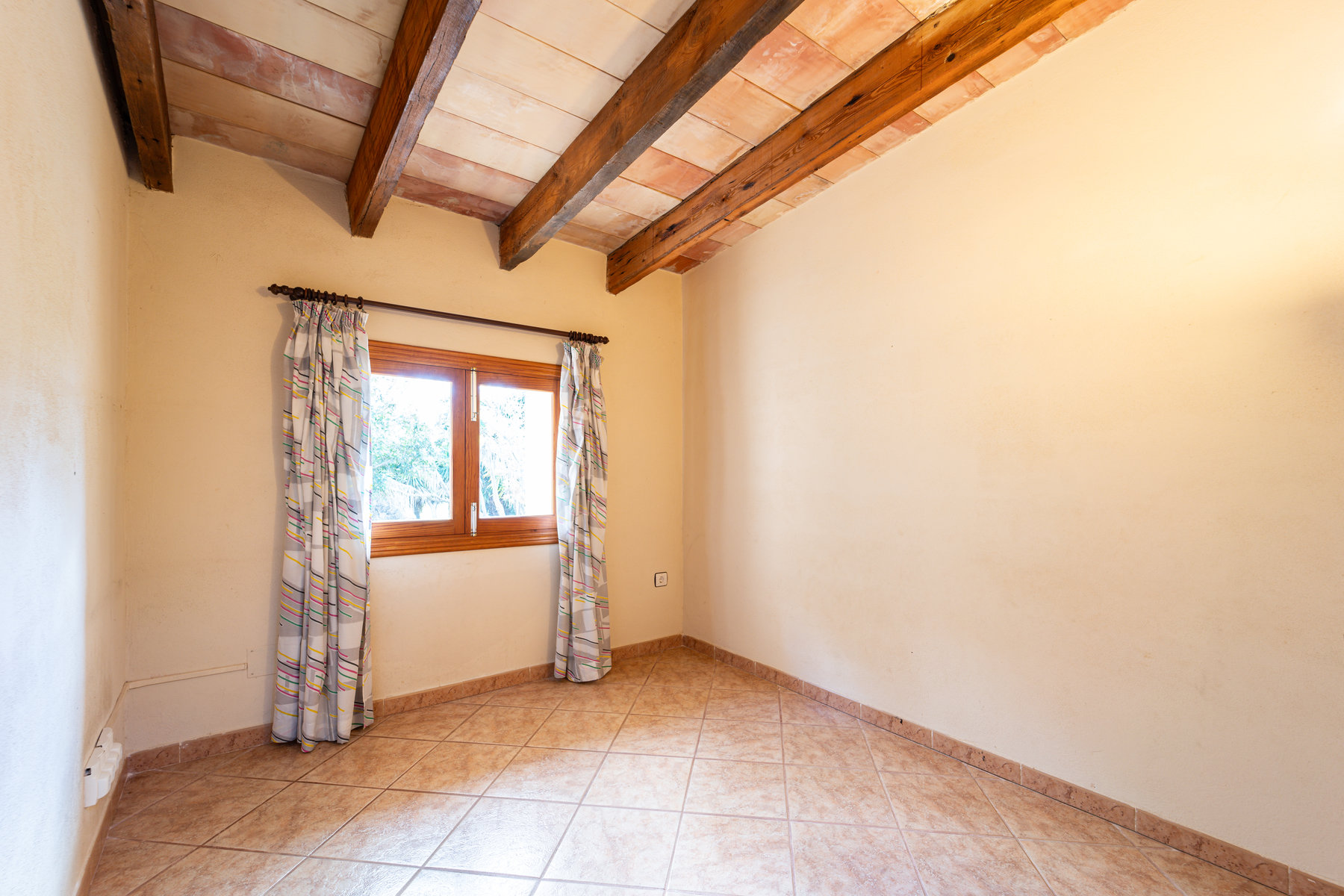 Country House in Sineu with Pool & 5,400 m² Plot