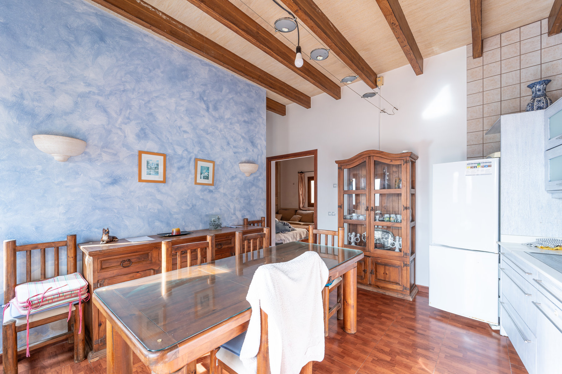 Casa de pueblo con piscina en Ses Salines — 110 m², planta única, lista para entrar