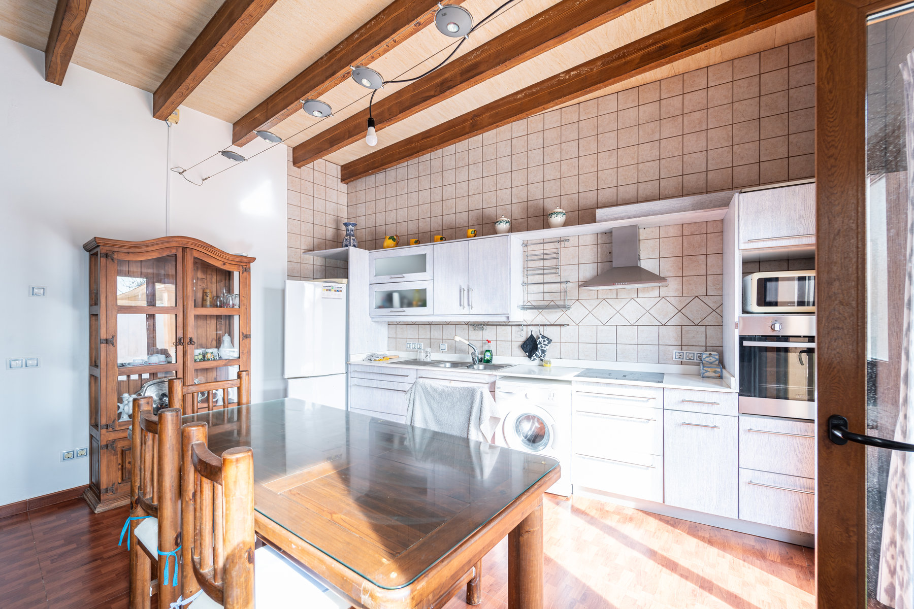 Casa de pueblo con piscina en Ses Salines — 110 m², planta única, lista para entrar