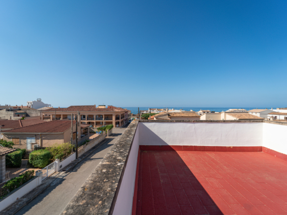 Chalet en alquiler de temporada en Sa Ràpita con vistas al mar